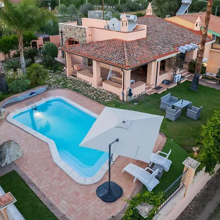 Villa Sa Marina Con Piscina Bari Sardo